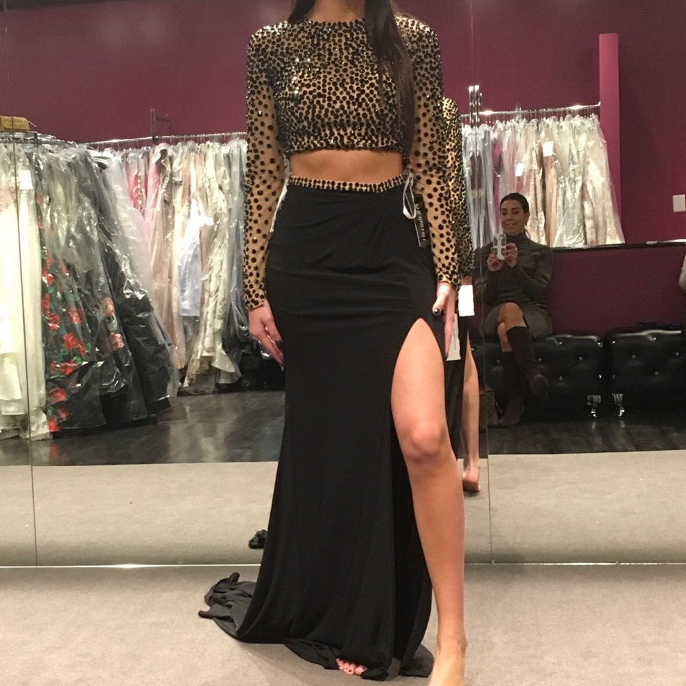 Sherri Hill Prom Dress.